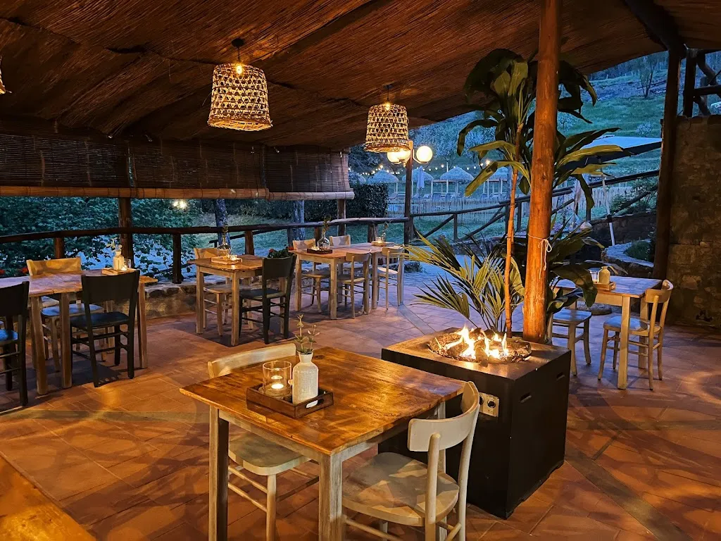 Agriturismo Mulin Del Rancone restaurant in Camporgiano