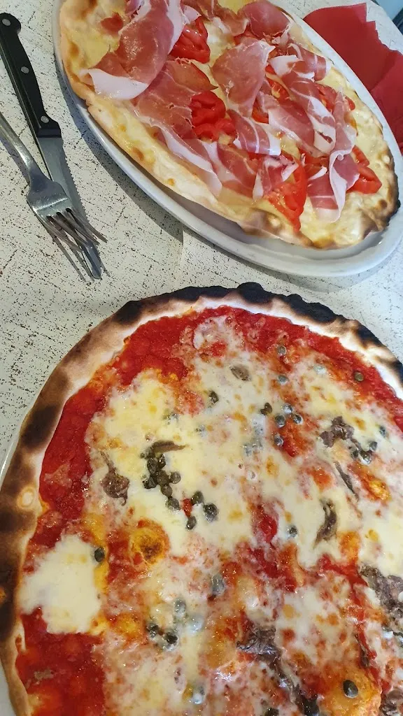 Menu_Davy's Cafe Pizza & restaurant_Camporgiano_immagine_7