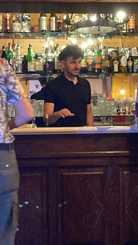 jason Sharpe_La Capannina di Cassettari Maria Gemma_Camporgiano_recensione