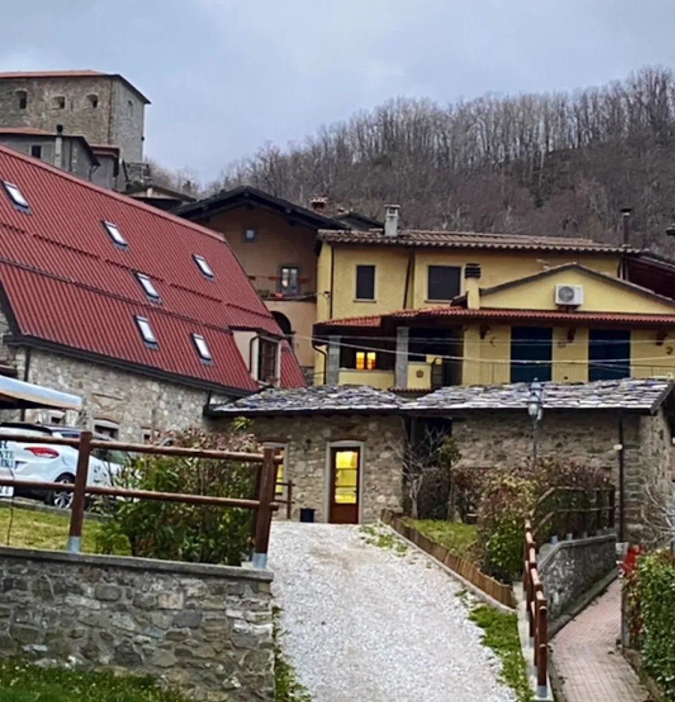 La Capannina di Cassettari Maria Gemma_Camporgiano_slider_image_3