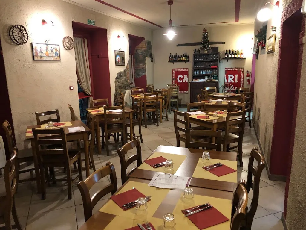 Pizzeria, Trattoria, Piatti tipici - La Quercia_Camporgiano_slider_image_1