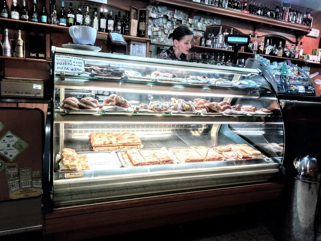 Bar Venusia Srl_Campo Tizzoro_slider_image_3