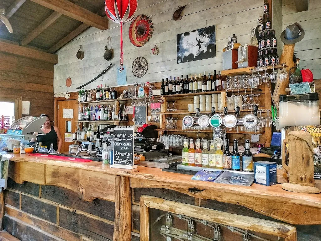 Ristorante Laghetto Del Ponte Sospeso restaurant in Campo Tizzoro