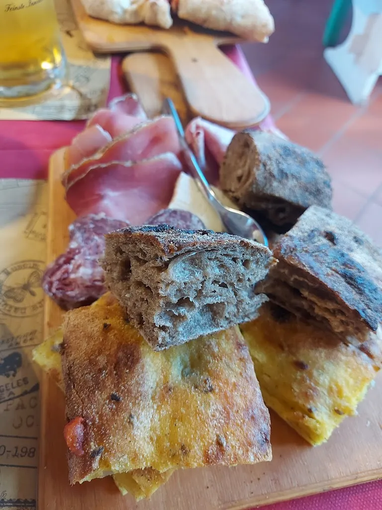 Barbara Pog_Ristorante Lago Vecchie Ghiacciaie_Campo Tizzoro_review