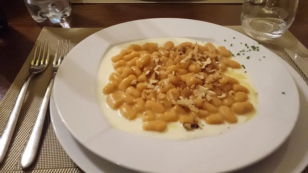 Bob Korbel_Il Ghirighio_Cantagallo_review