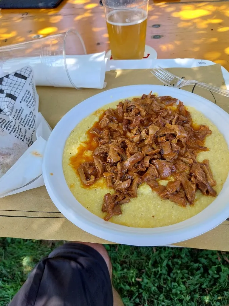 Fonte de' Piani Gavigno_Cantagallo_slider_image_2