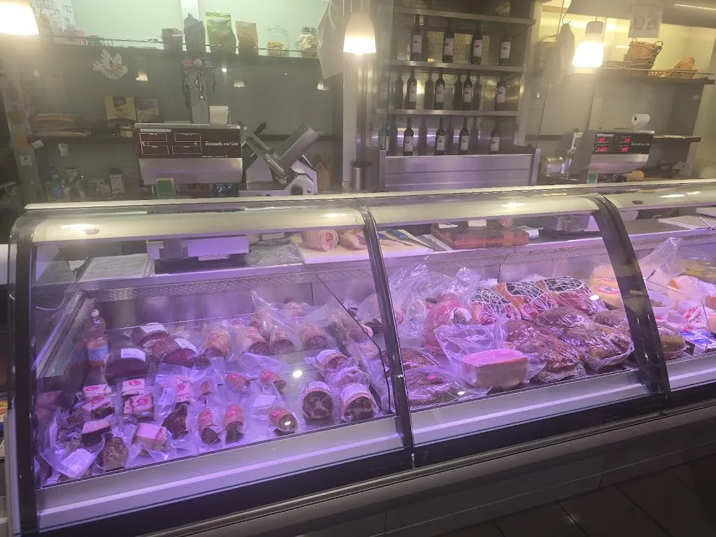 Norcineria Tomei_Camaiore_slider_image_2