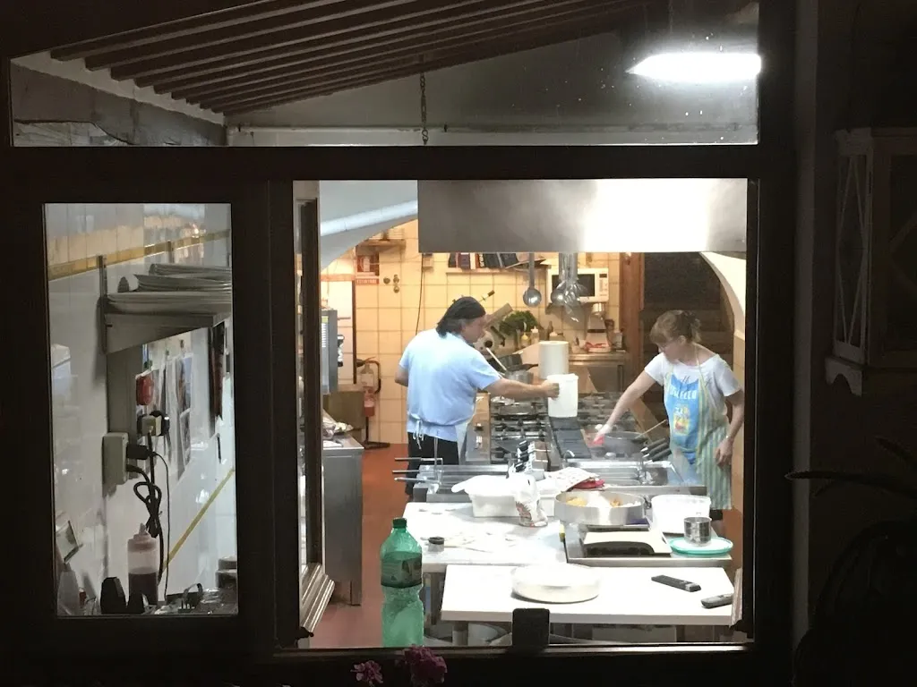 pevi zi_Restaurant Emilio & Bona Di Luigi Cappelli_Camaiore_review