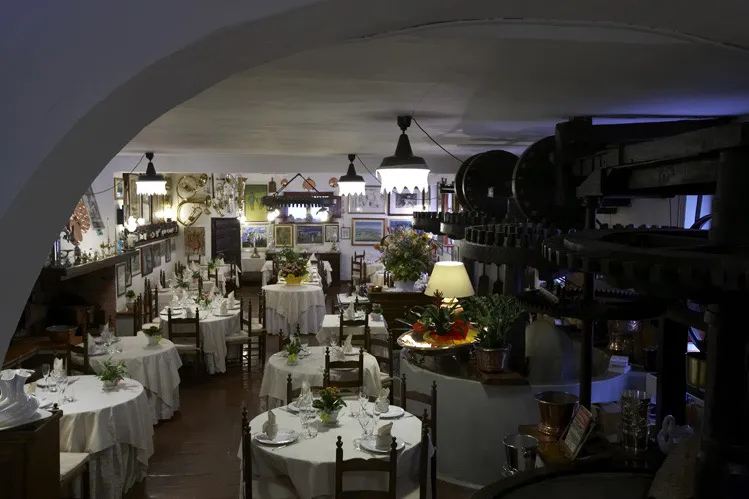 Restaurant Emilio & Bona Di Luigi Cappelli_Camaiore_slider_image_1