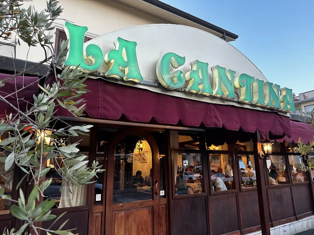 Ristorante Pizzeria La Cantina da Bruno_Camaiore_slider_image_1