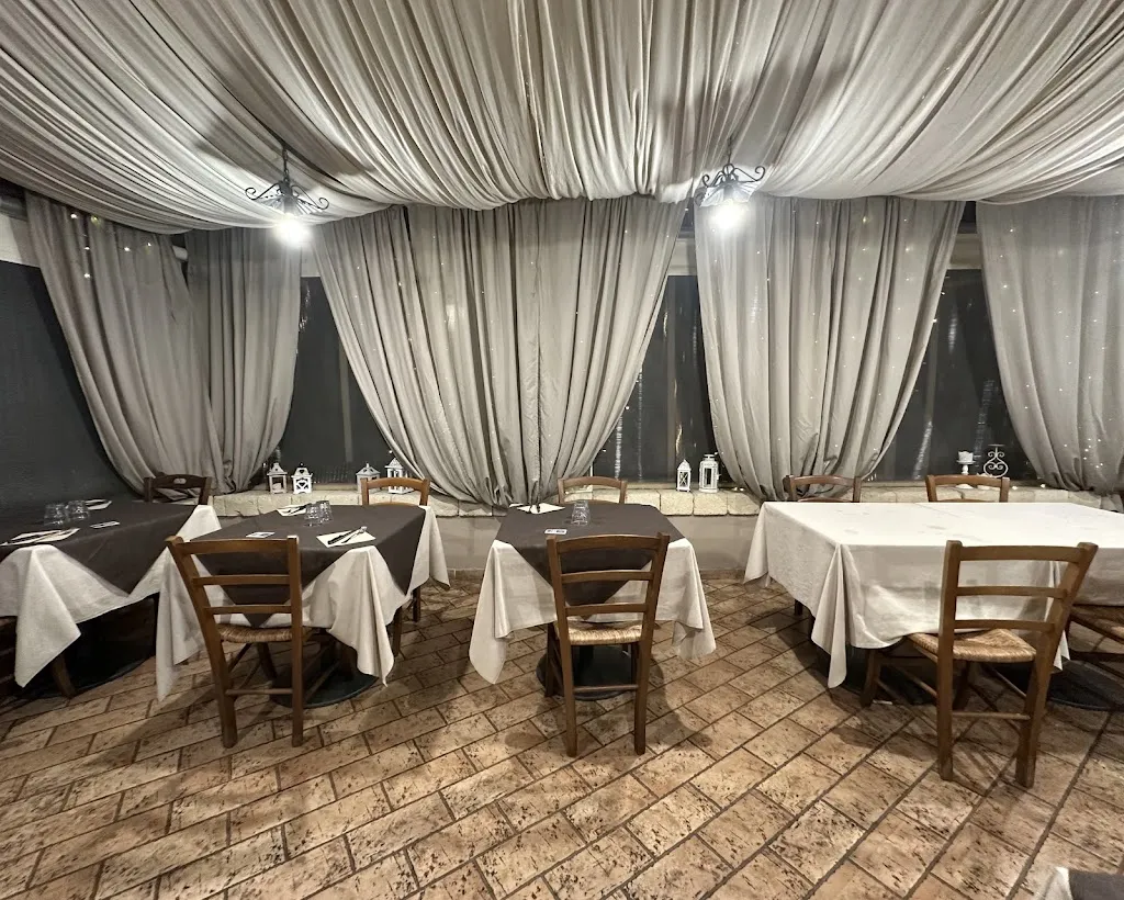 Osteria Pizzeria Le Tre Botti_Camaiore_slider_image_1