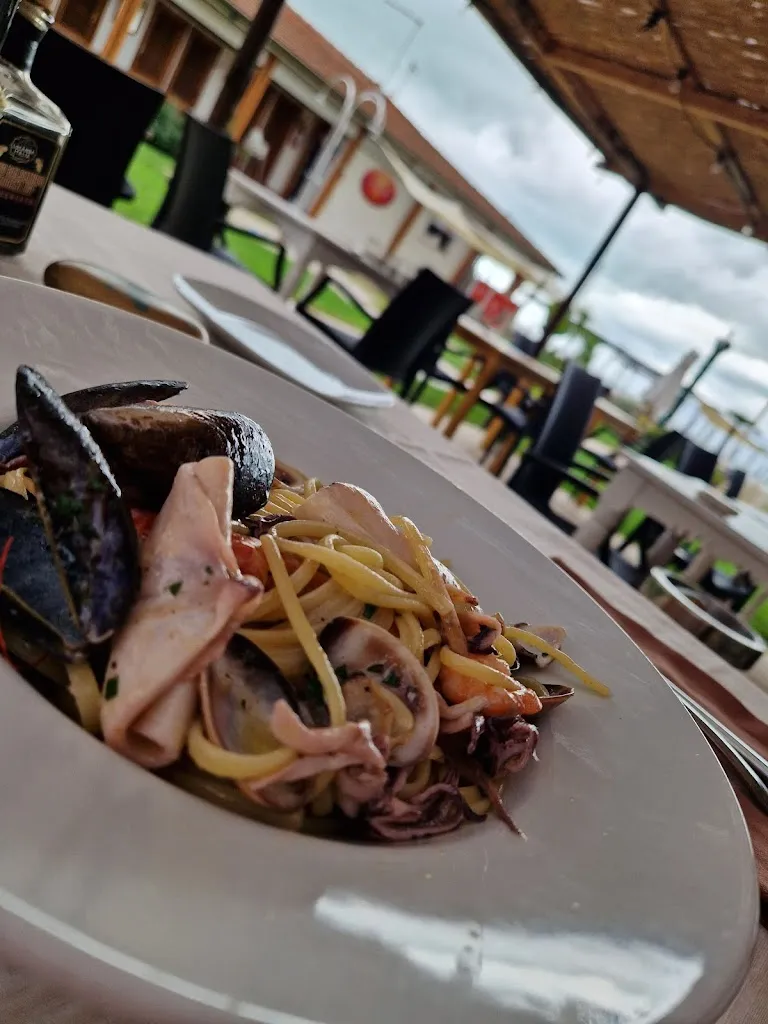 Joanna Magdziarz_Bagno Adele_Camaiore_review