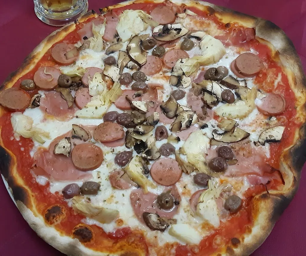 Ristorante Pizzeria Mr. G&B_Camaiore_slider_image_3