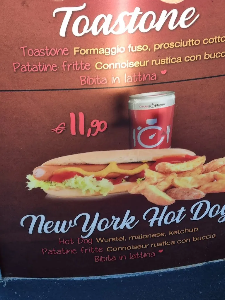 Tomáš Dubiel_Garden Beach_Campo nell'Elba_recensione