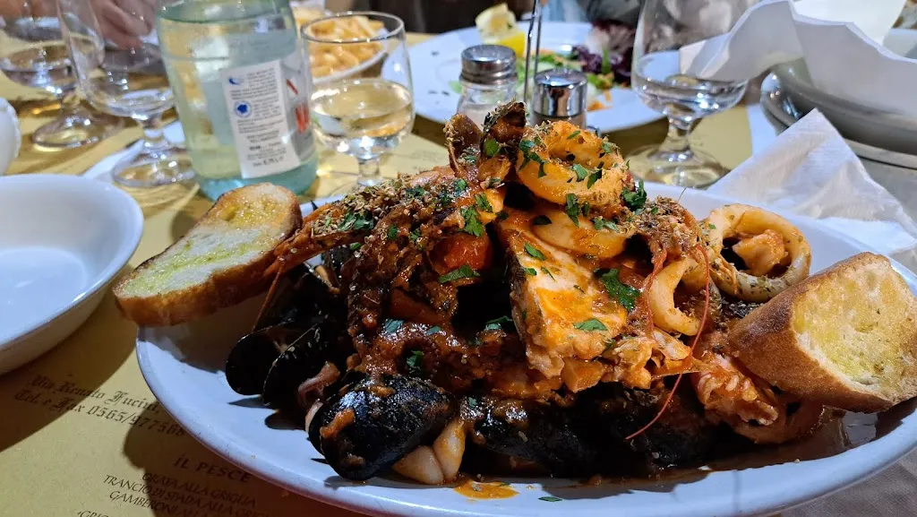 Gabor Salla_La Rustica_Campo nell'Elba_review