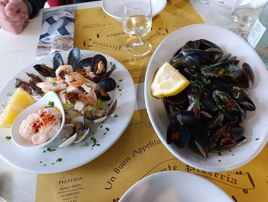 Tania Liamzina_La Rustica_Campo nell'Elba_review