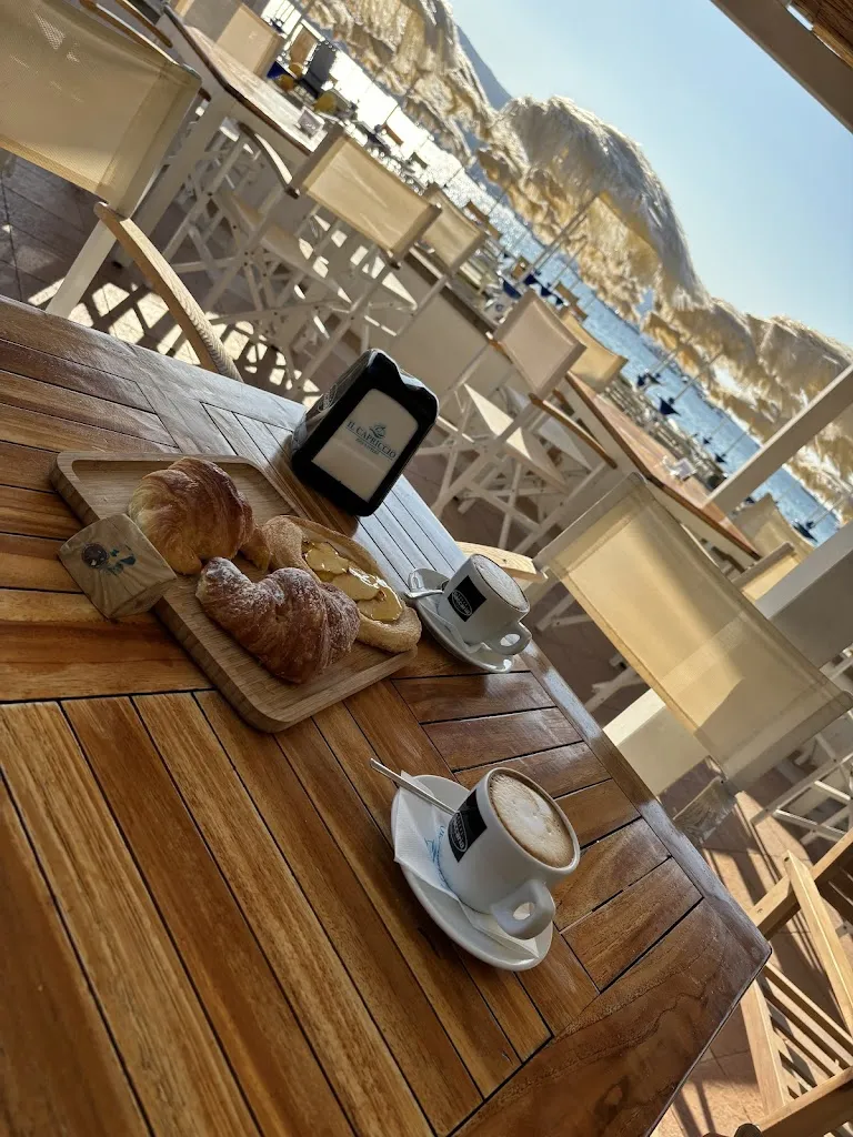 Jeffrey van Vliet_Il Capriccio_Campo nell'Elba_review