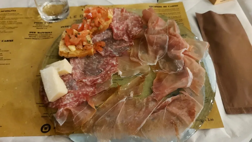 Luciano Mela_Villa degli Ulivi_Campo nell'Elba_review