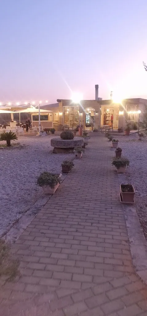 Jirka Fay_La Grottella_Melissano_review