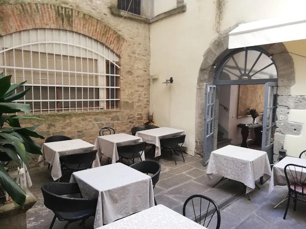 Locanda al Pozzo Antico restaurant in Camucia-Monsigliolo