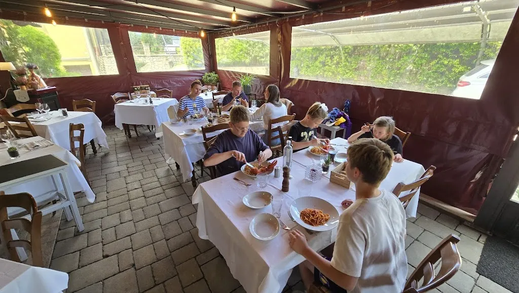 Wojciech Paszek_Ristorante Cantanapoli_Camucia-Monsigliolo_review