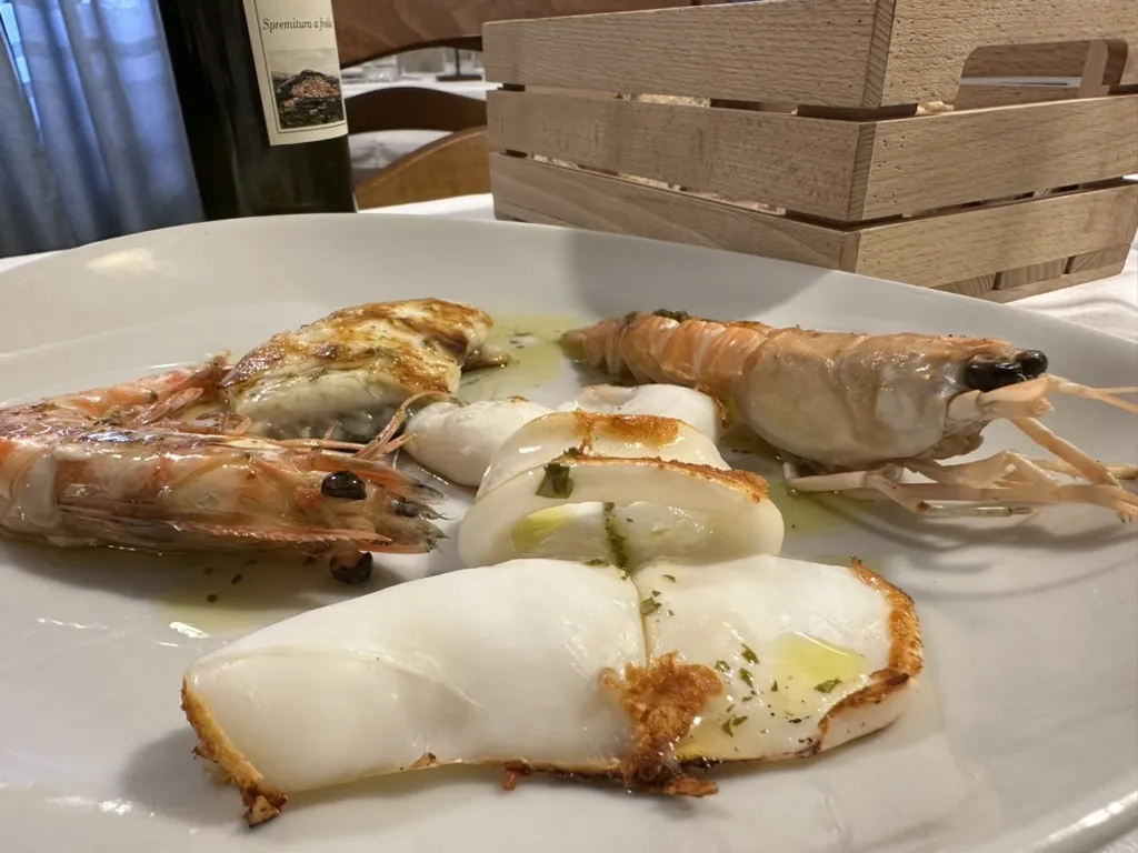 Adam Hodkin_Ristorante Cantanapoli_Camucia-Monsigliolo_review