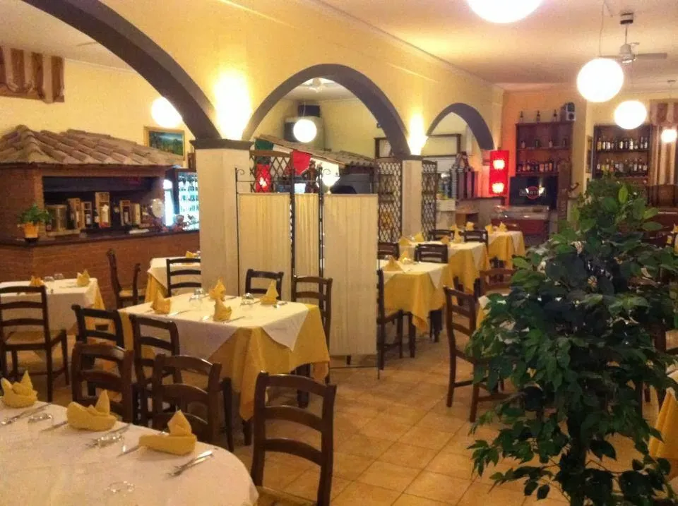Il Ghiottone restaurant in Camucia-Monsigliolo