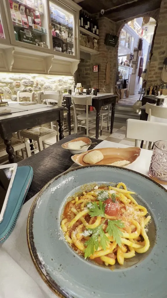 La Dispensa del Preludio_Camucia-Monsigliolo_slider_image_2