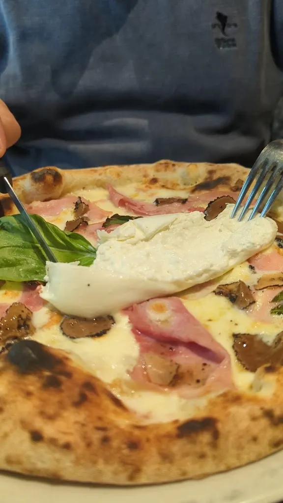 Pizzeria San Lazzaro_Camucia-Monsigliolo_slider_image_2