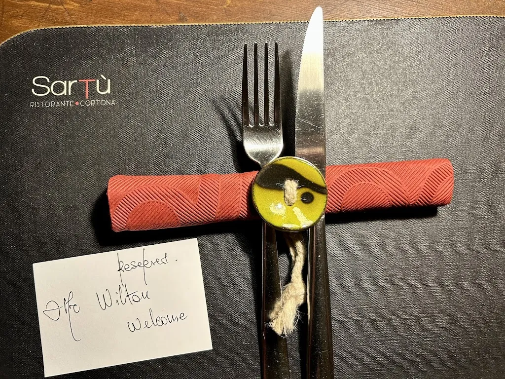 Eric Wilton_Sartù_Camucia-Monsigliolo_review