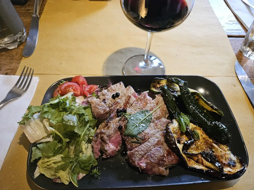 Extra Mile Travels_Cortona Bistrot_Camucia-Monsigliolo_review