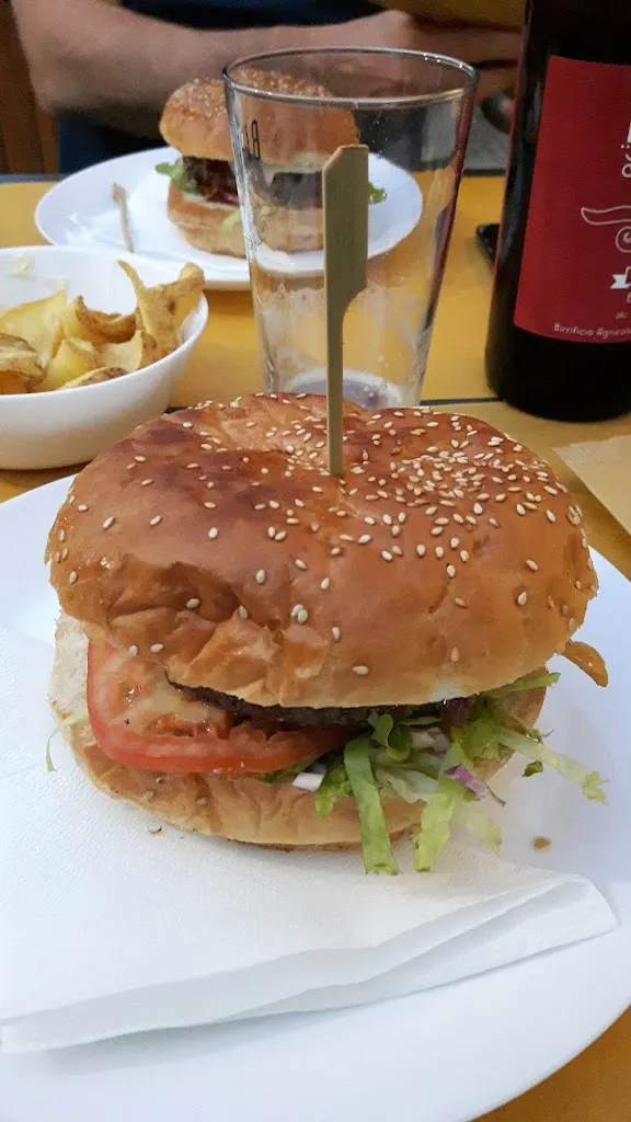 Menu_Burger Grill_Camucia-Monsigliolo_image_5