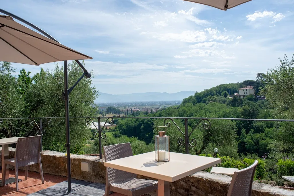 VILLA ZELMA restaurant in Cantagrillo-Casalguidi