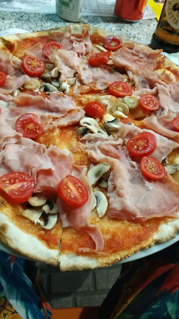 BELLA PIZZA_Cantagrillo-Casalguidi_slider_image_3