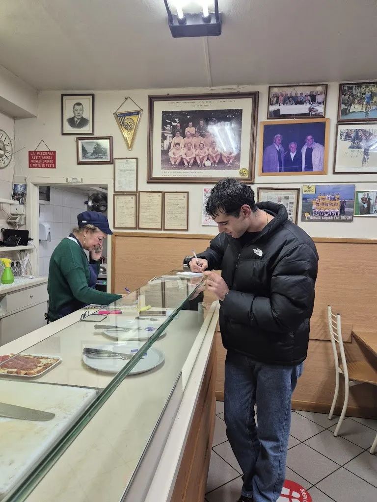 tiberio spadi_Pizzeria Tasselli_Cantagrillo-Casalguidi_review