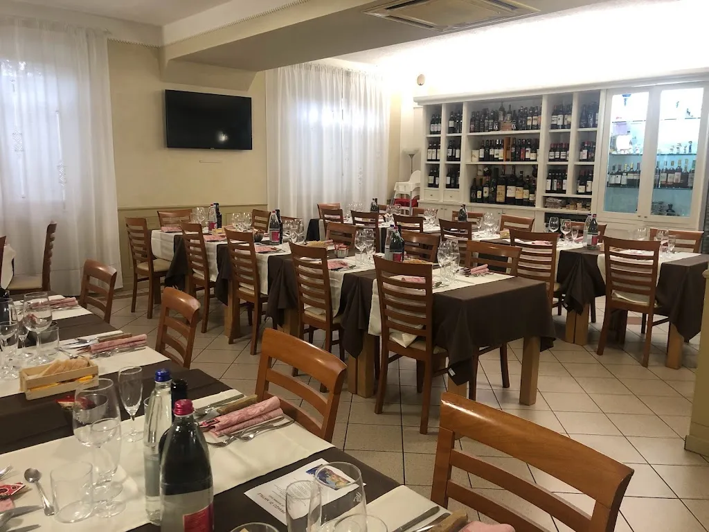 Ristorante Pizzeria Motta_Cantagrillo-Casalguidi_slider_image_1