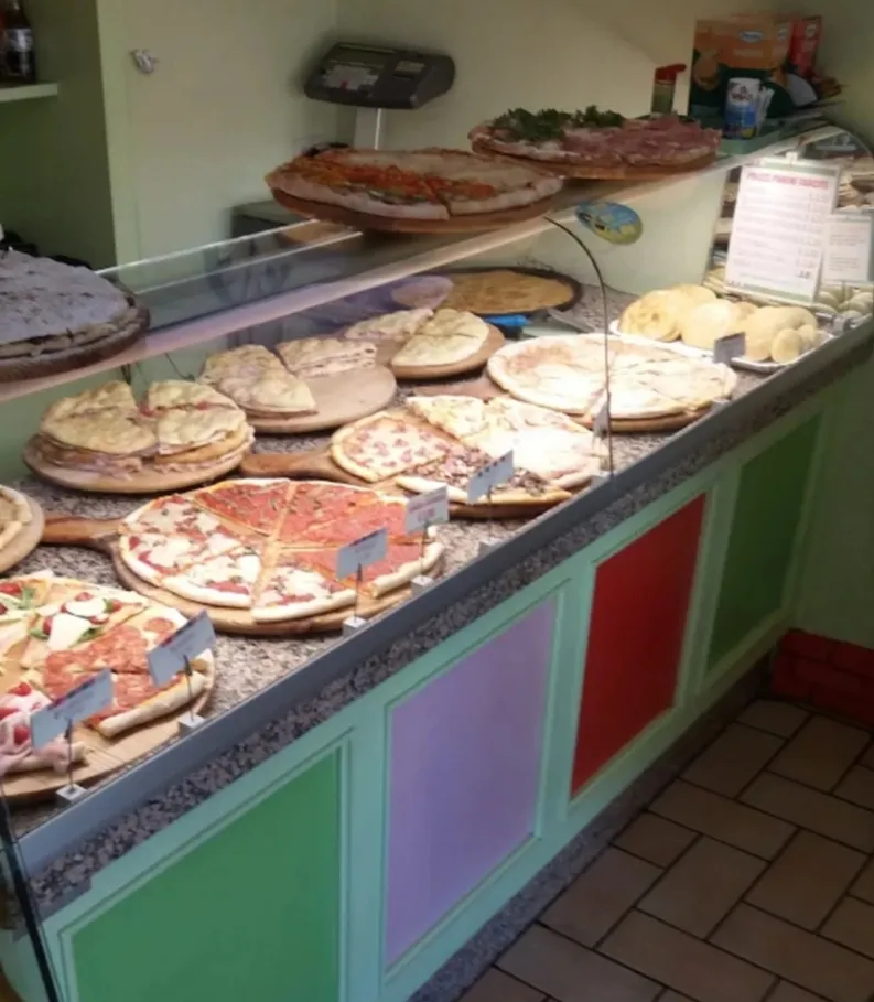 Pizza & Company di Zanobini Marusca_Capannoli_slider_image_3