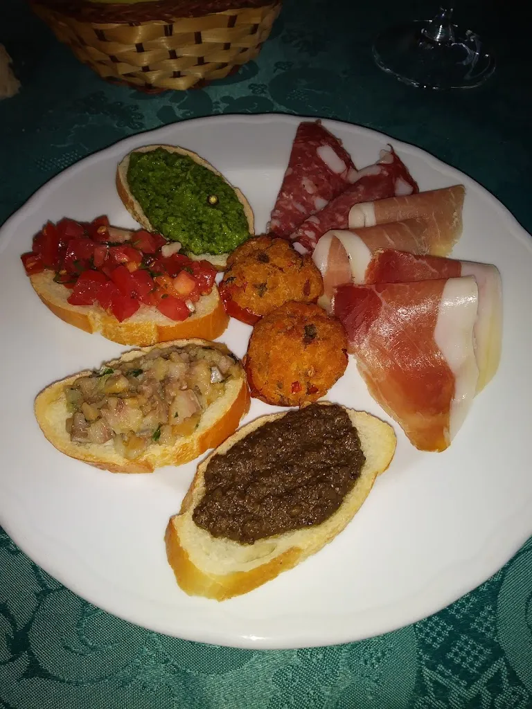 Jonathan Smith_Fattoria Le Rocche_Capolona_review