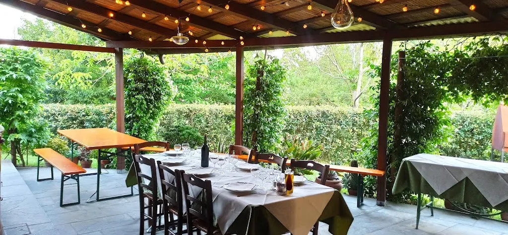 Ristoro La Bocca Unta restaurant in Capolona