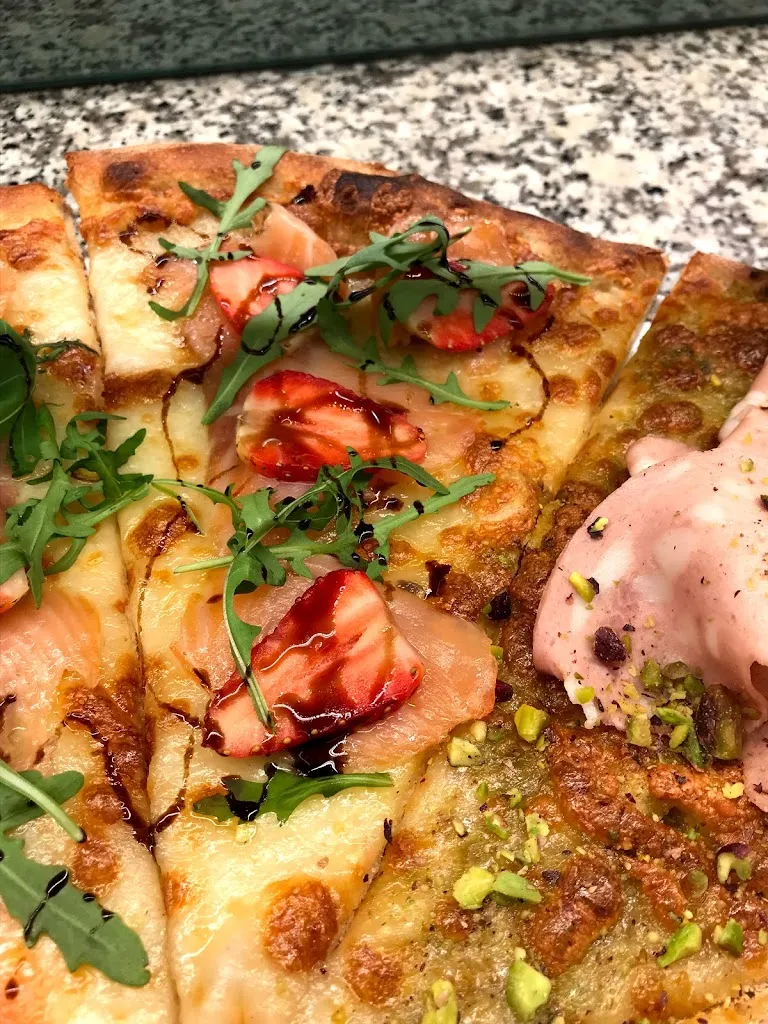 Impasto pizzeria_Capolona_slider_image_2