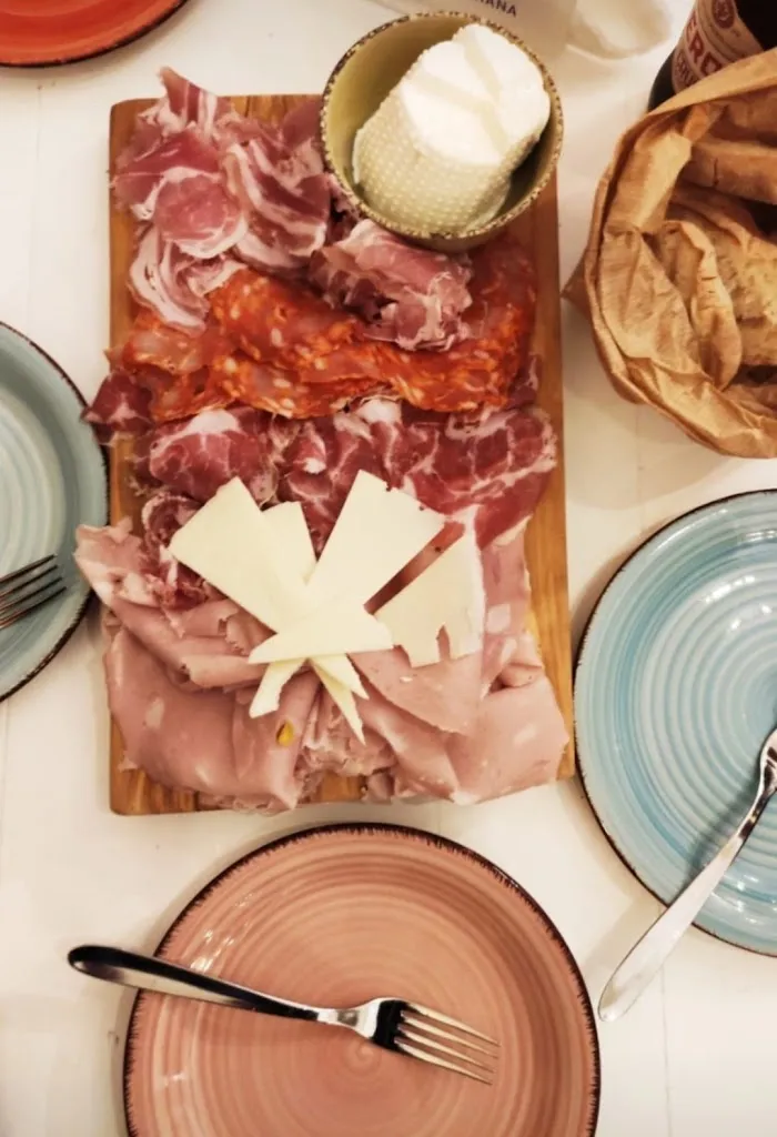 Giuseppe Gaetani_Tzichì_Melpignano_review