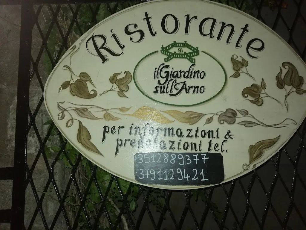 Enrico Zurli_Il Giardino Sull'Arno_Capolona_review