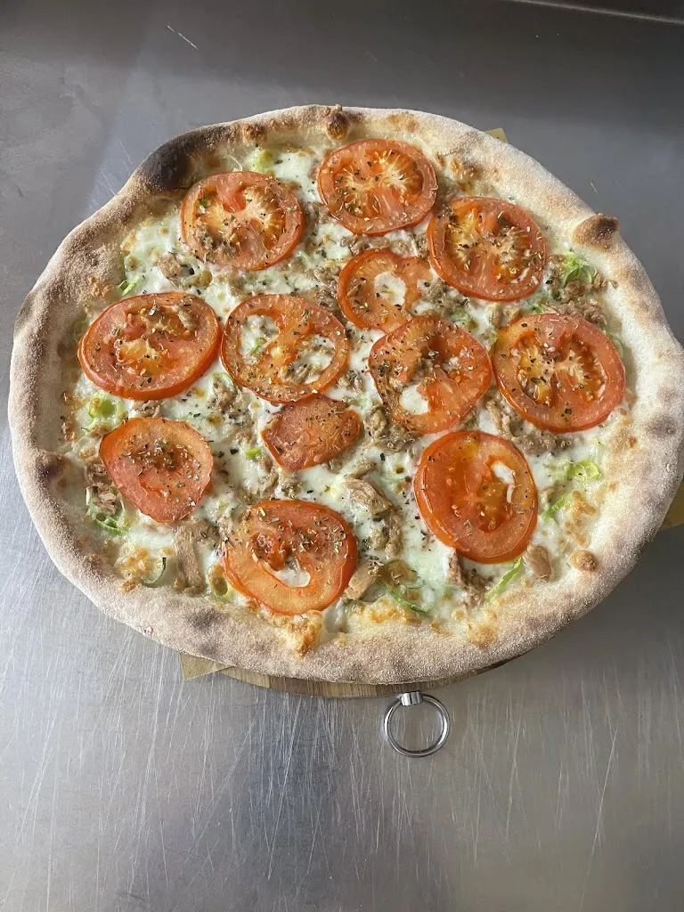 L'ora Della Pizza_Capannori_slider_image_3