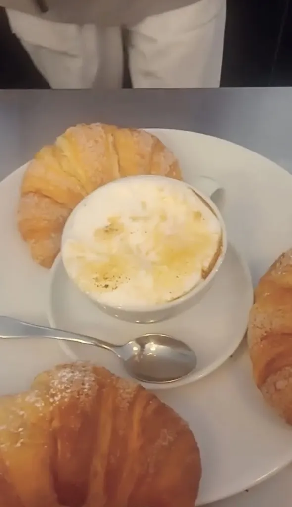 Tortuga Surfschool_La marina restaurant e pizzeria_Capalbio_review