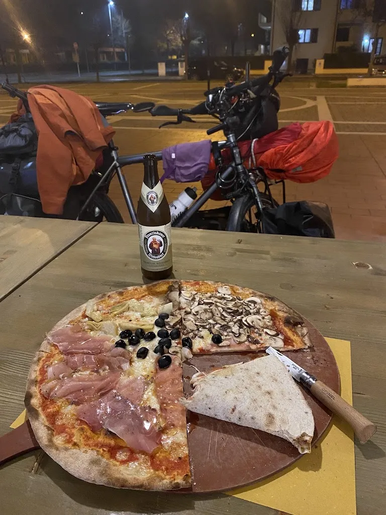 Local Guide_pizzamorzi_Capraia e Limite_recensione