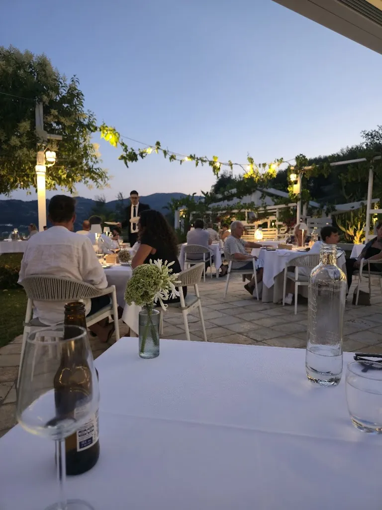 Alexandro Gonzalez_Terrazza Blu Mare - Lounge Restaurant_Mattinata_review