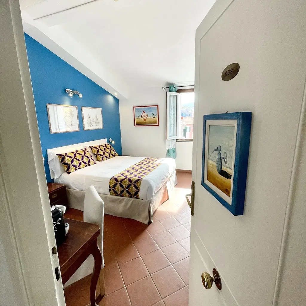 Il Saracino boutique suites_Capraia Isola_slider_image_3