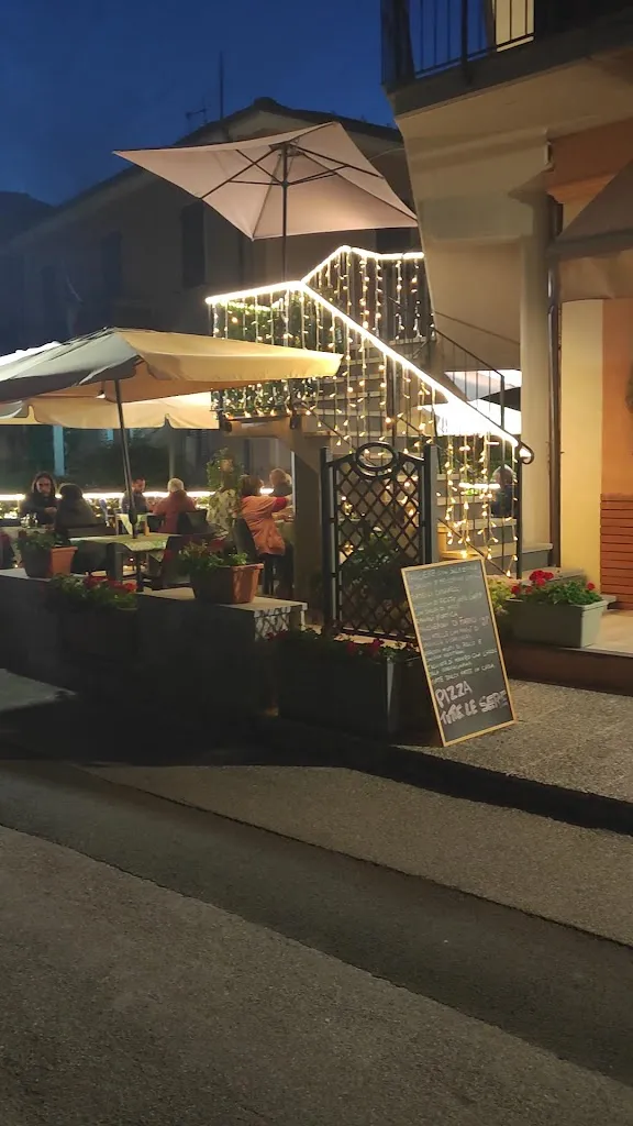 Ristorante Pizzeria Bar Valentina_Careggine_slider_image_2