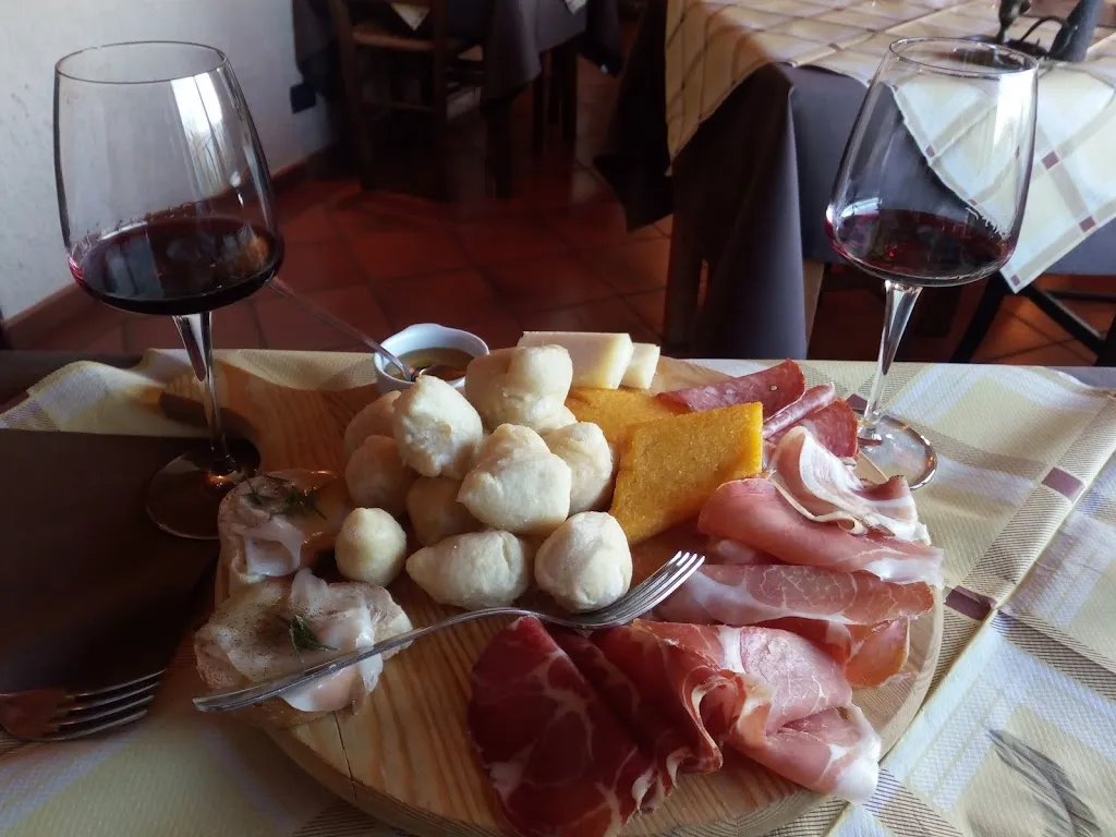 Nadia Ferri_Ristorante Pizzeria Chiar Di Luna_Careggine_review