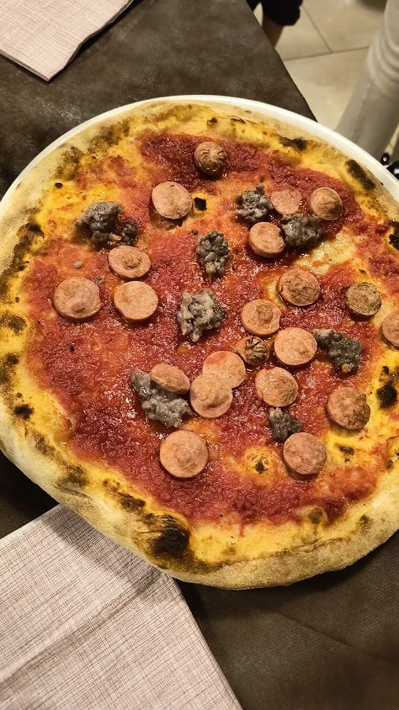 Pizzeria Bar Caroni_Caprese Michelangelo_slider_image_3